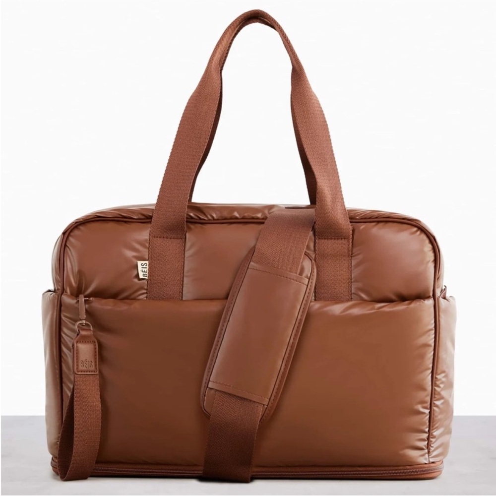BEIS The Expandable Duffle in Maple